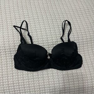 Victoria Secret Black Lace Bra- NWOT